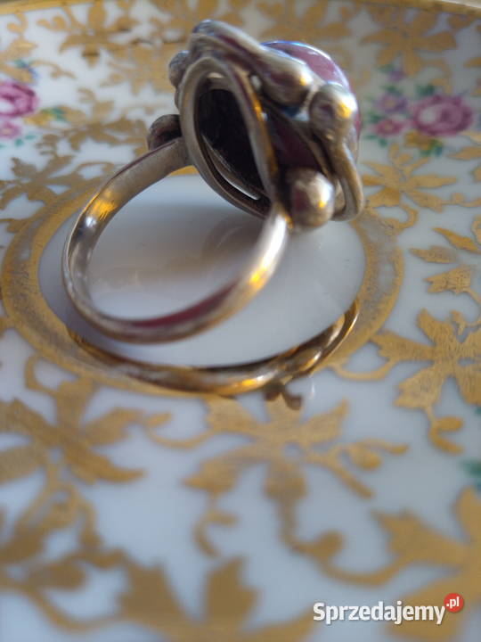 Orno srebrny pierścionek z puncami staroć