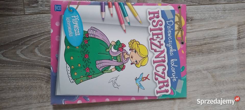 Kolorowanka Dziewczynka koloruje księżniczki Książki i Podręczniki małopolskie Wieliczka