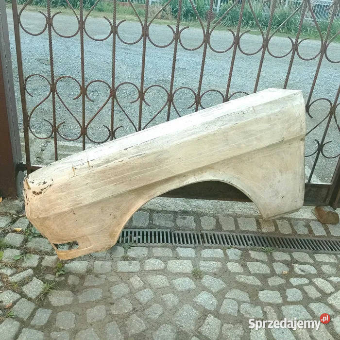 Wołga Gaz 24 części 2 błotniki sprzedam osobowe Legnica