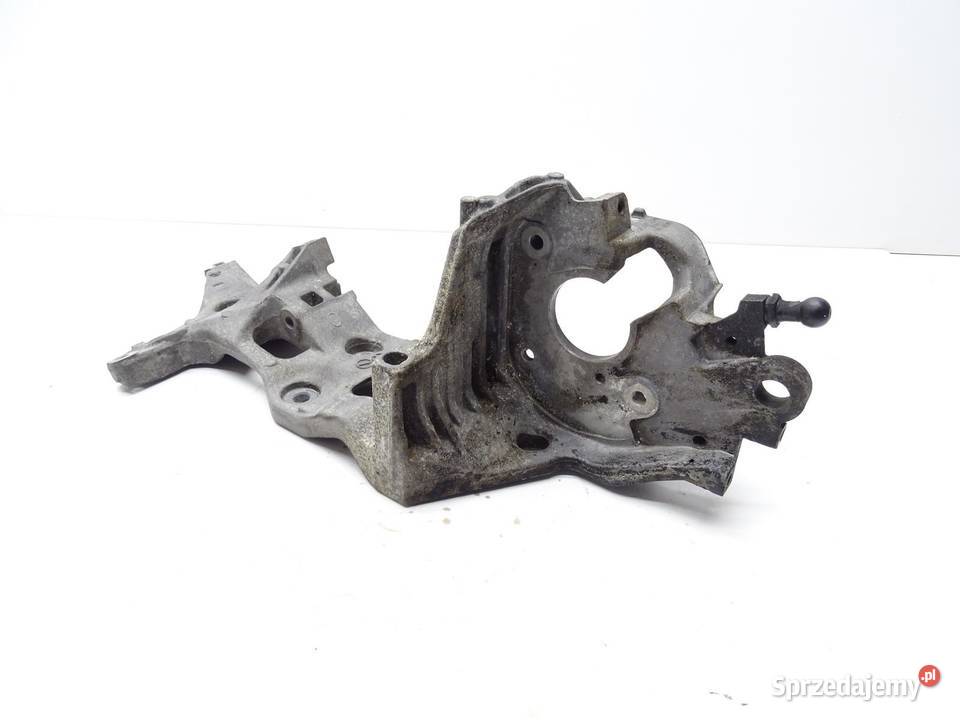 ŁAPA MOCOWANIE WSPORNIK ALTERNATORA 04L903143E osobowe sprzedam