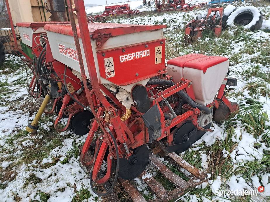 siewnik Gaspardo 6 talerzowydo kukurydzy Wysokie Mazowieckie