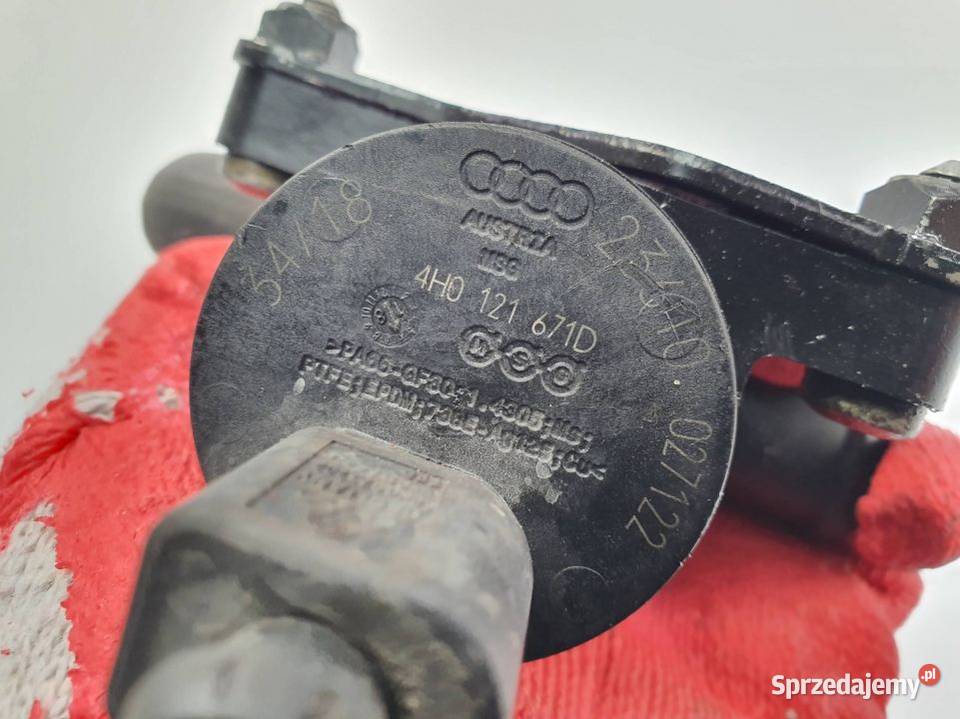 POMPA WODY AUDI A8 D4 4H0121671D Lipno