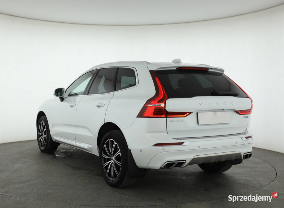 Volvo XC60 T5 AWD asystent pasa ruchu XC 60 Piaseczno