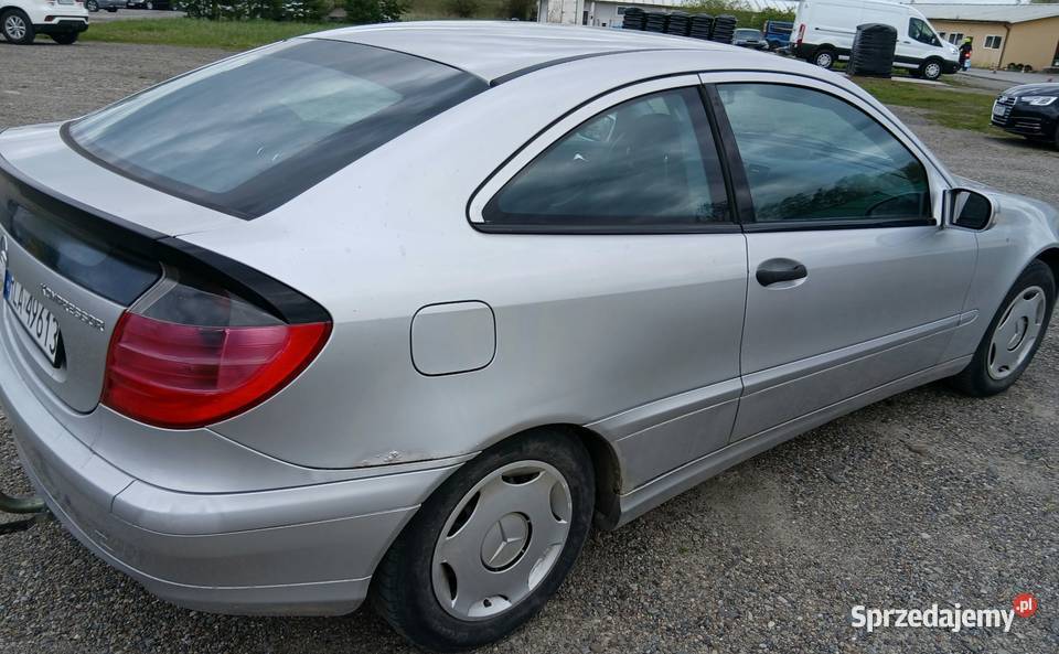 Mercedes 20 kompressor 8tani gruz OC do 022027r elektryczne lusterka Jarosław