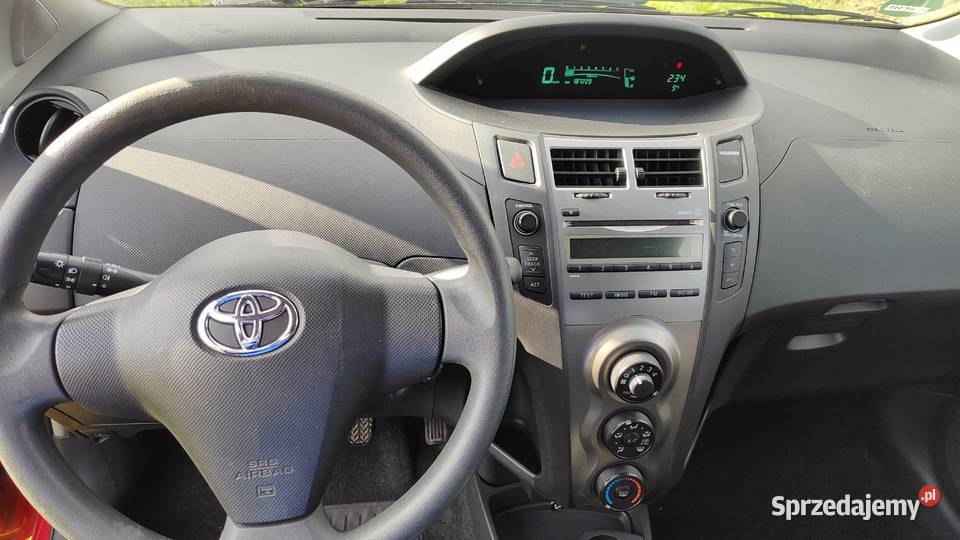 Toyota Yaris 13 benzyna 100 2009r Yaris podkarpackie Lubaczów sprzedam