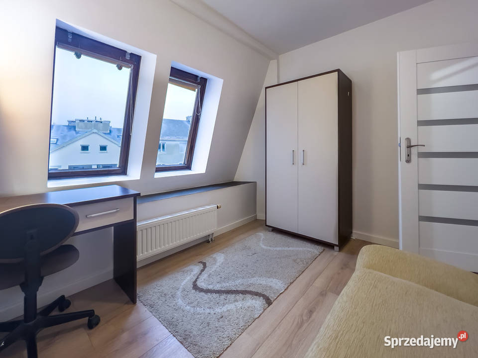 Sprzedam mieszkanie 2 pokoje 423m2 piwnica 5m2 mazowieckie Piaseczno