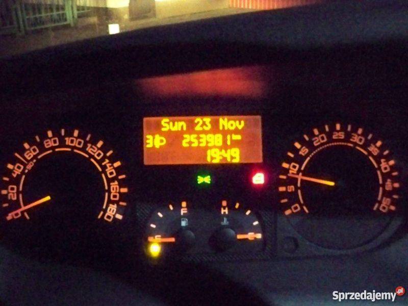 Iveco Daily 9 osób 35S18V 1050kg