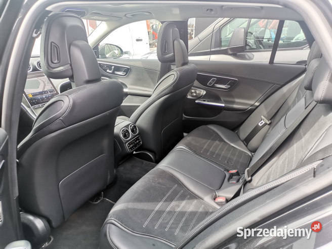 MERCEDESBENZ C 180 2024 146900 ccm 170 81438km Warszawa sprzedam
