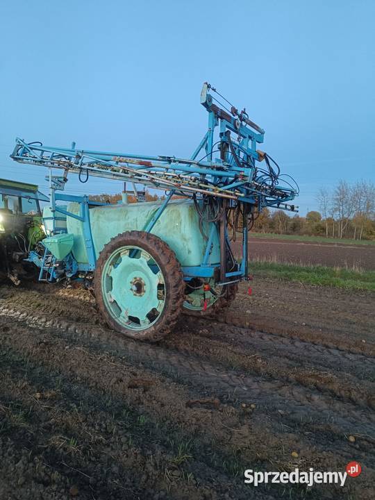 Opryskiwacz ciągany Pyskowice