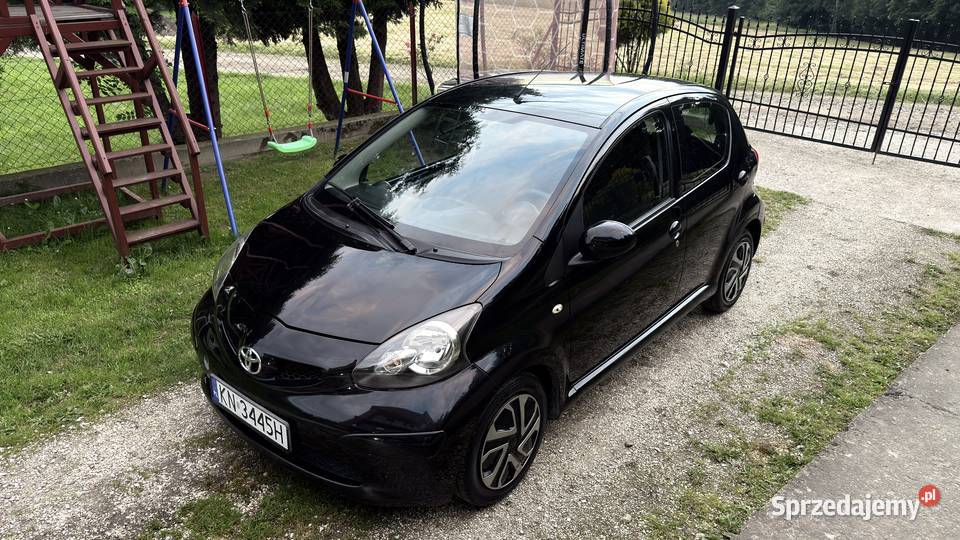Toyota Aygo idealny samochód do miasta lakier metallic Nowy Sącz sprzedam