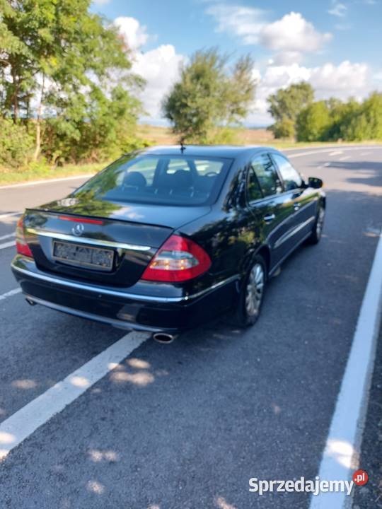Mercedes E klasa 35 benzyna Zadbany Rok produkcji 2007 Bałtów
