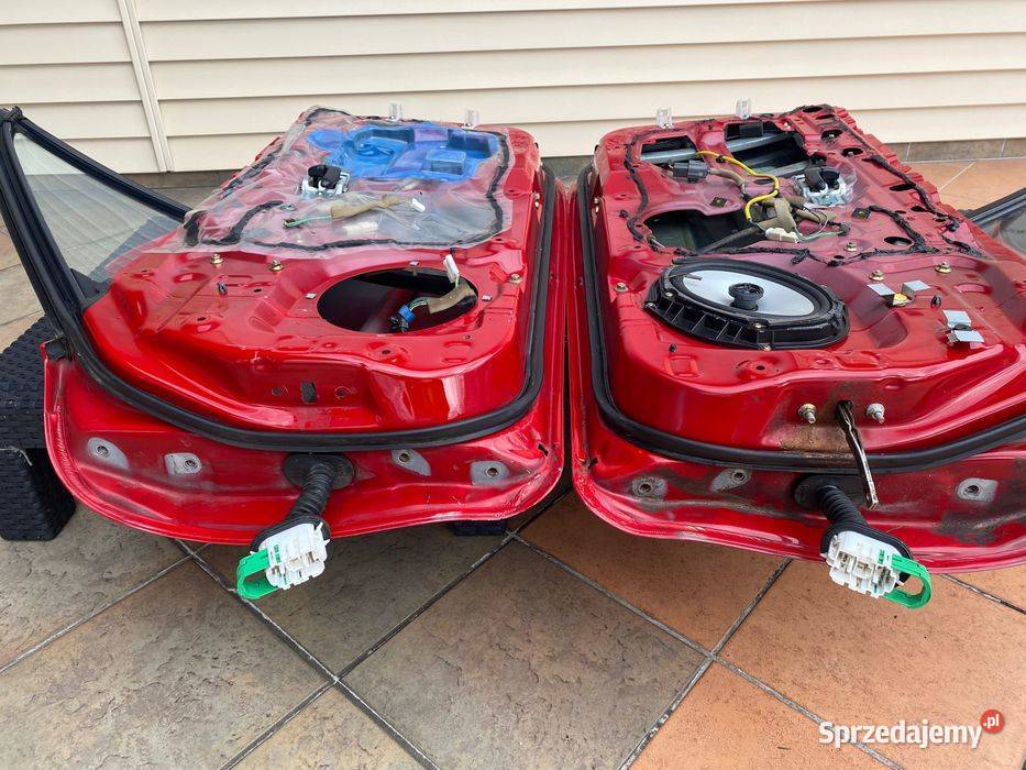 Mazda MX5 II 9805 BEZ RDZY kompletne