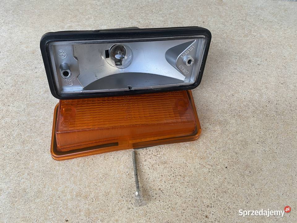 Kierunkowskaz prawy Fiat 126 1985r Oświetlenie Sosnowiec
