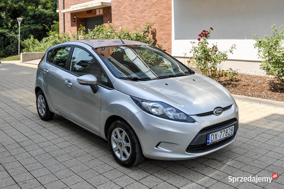 Ford Fiesta Salon 160 nieuszkodzony Samochody osobowe dolnośląskie Wrocław