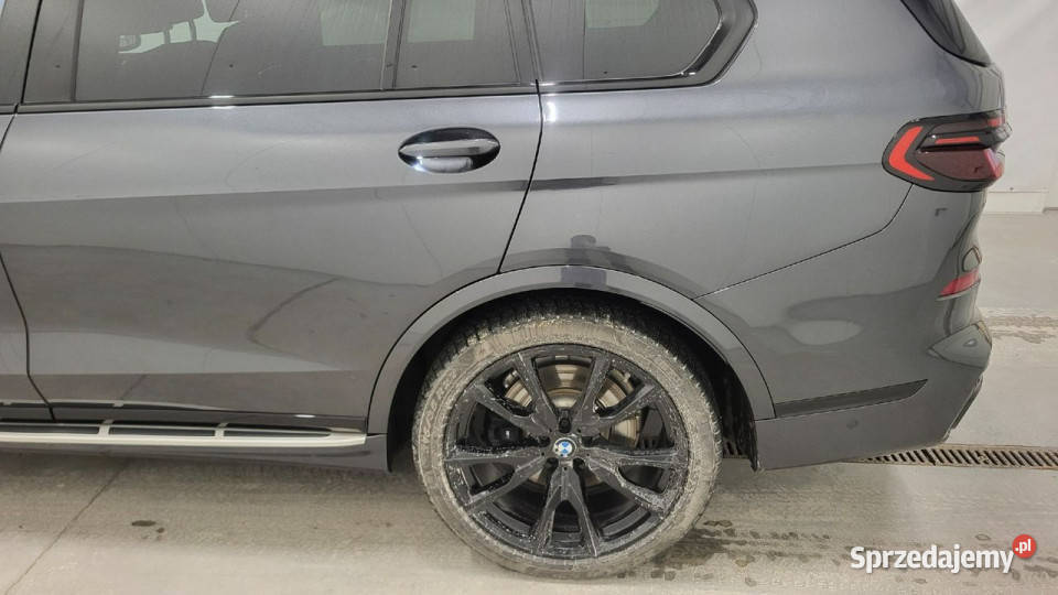 BMW X7 X7 xDrive40d mHEV M Sport sportaut G07 światła do jazdy dziennej