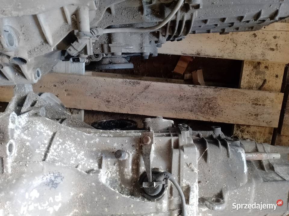 Skrzynia biegów Audi a4 b5 passat B5 16 benzyna osobowe Szamocin