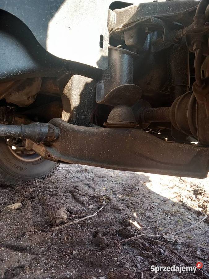 Kamper terenowy na Mitsubishi L200 25 tdi Justynów