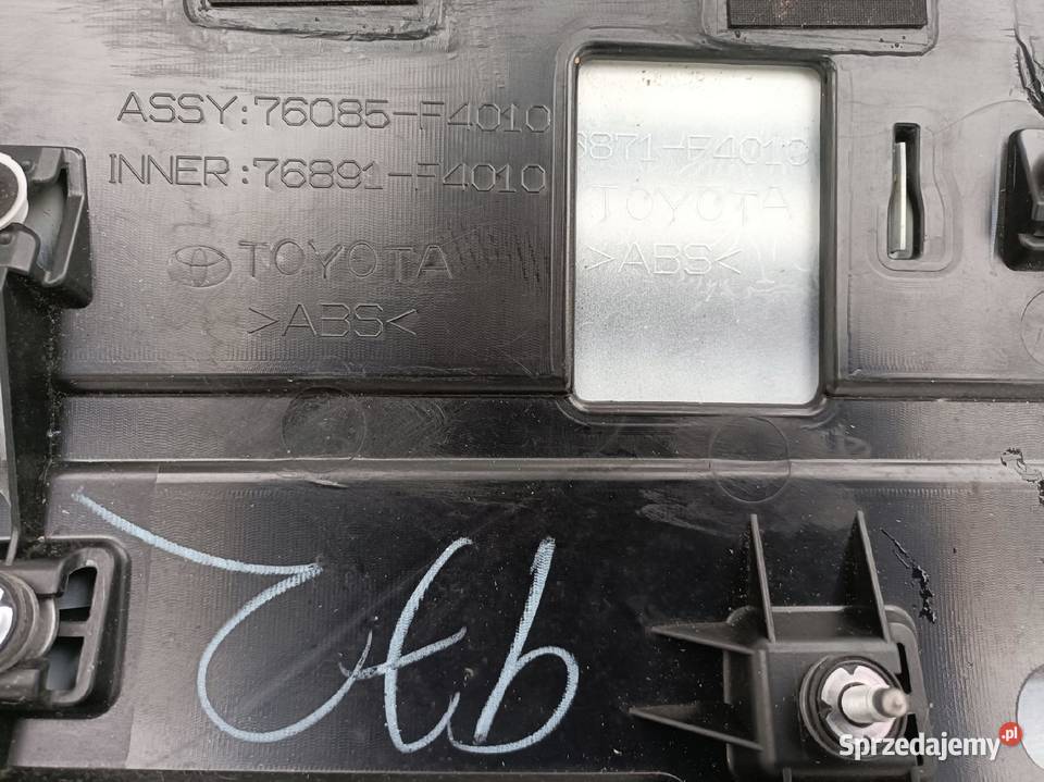 Toyota CHR CHR SPOILER KLAPY TYLNEJ 76085F4010 Spoilery Rudka