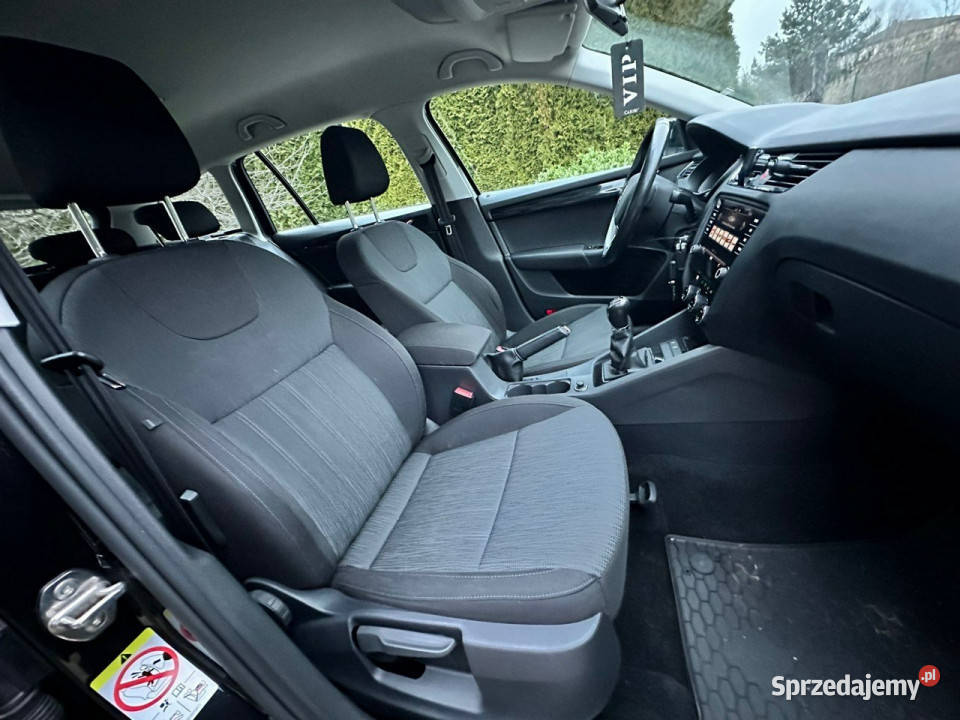 koda Octavia Skoda Octavia 16TDI 115 Kombi Salon lakier metallic Wrocław