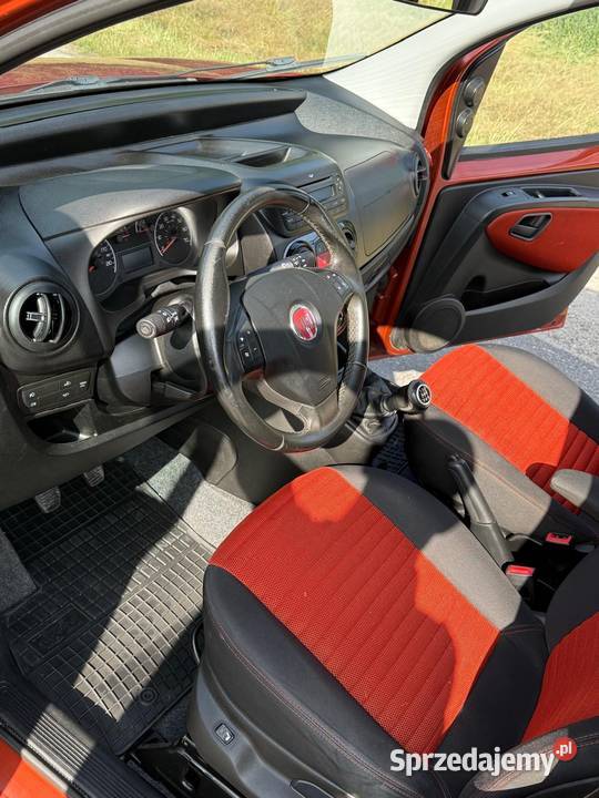 Sprzedam Fiat Qubo 13jtd 2013r