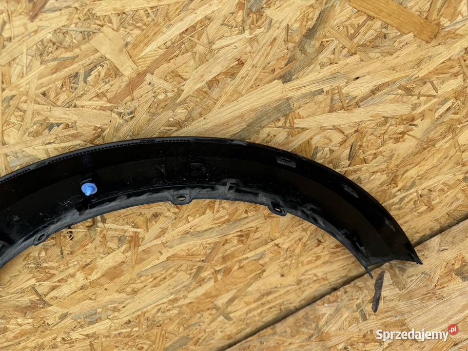 Listwa błotnika przód lewa LH Dacia sandero 3 osobowe