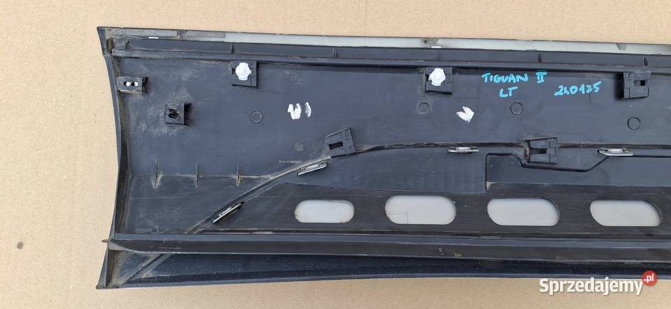 VW TIGUAN II 5NA LISTWA NAKŁADKA DRZWI LEWY TYŁ osobowe lubuskie