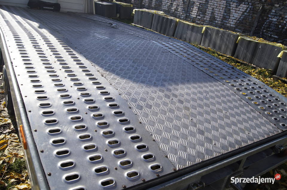 Najazd z autolawety stan b wciągarka Karnin