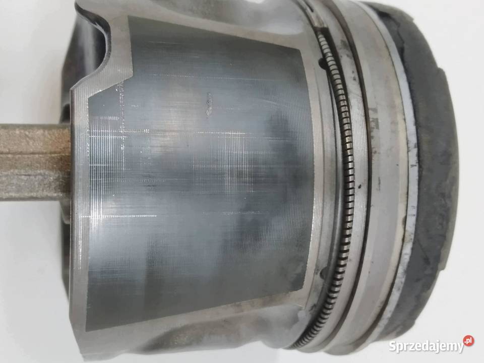 TŁOK KORBOWÓD 81L79 24 D Volvo S60 I 20002009 Rok produkcji 2002 Motoryzacja