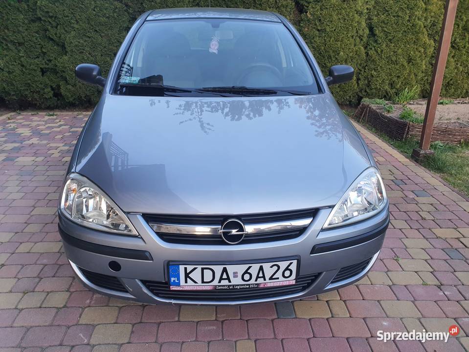 OPEL CORSA 12 BENZYNA 2008 welurowa tapicerka sprzedam