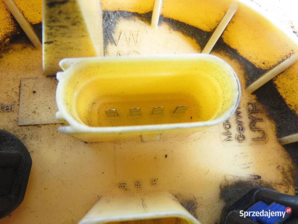 POMPA PALIWA VW TIGUAN 20 TDI 5N0919088M osobowe