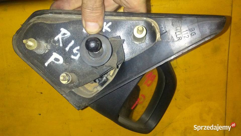 lusterko prawe Renault R19 manualne Piotrków Trybunalski