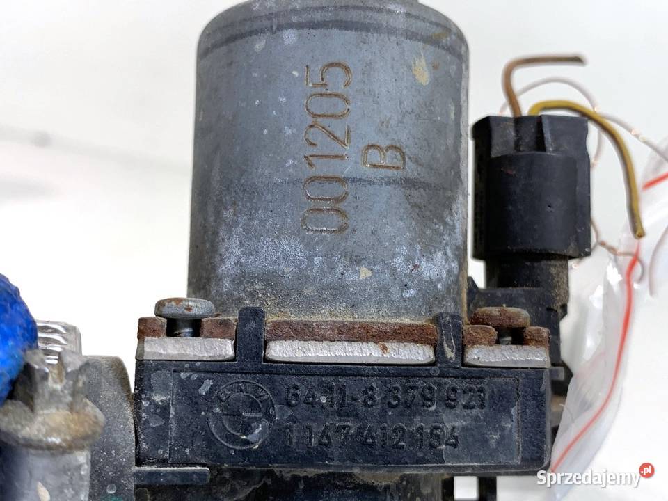 ELEKTROZAWÓR WODY BMW E39 8379921 29 193 osobowe