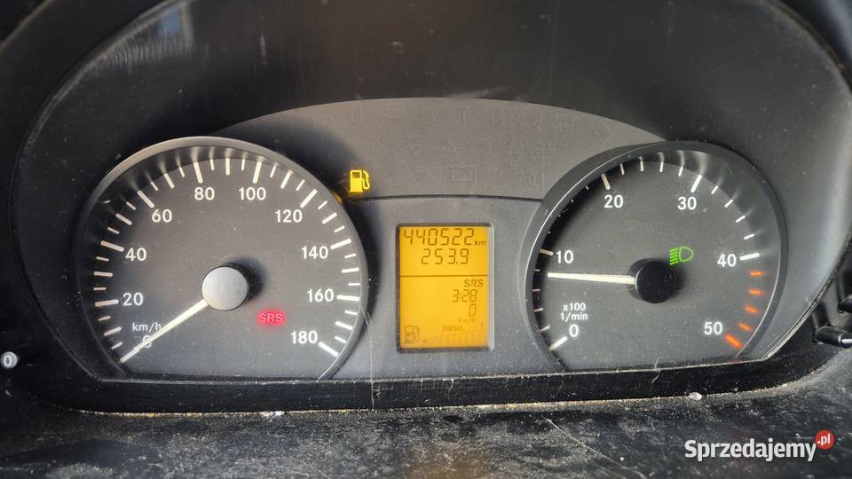 MERCEDES SPRINTER 310 CDI DOKA 9 osob