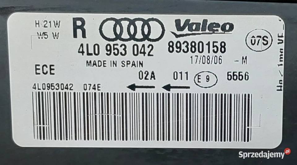 LAMPA KIERUNKOWSKAZ PRAWY PRZÓD AUDI Q7 4L kierunkowskazy Mielęcin