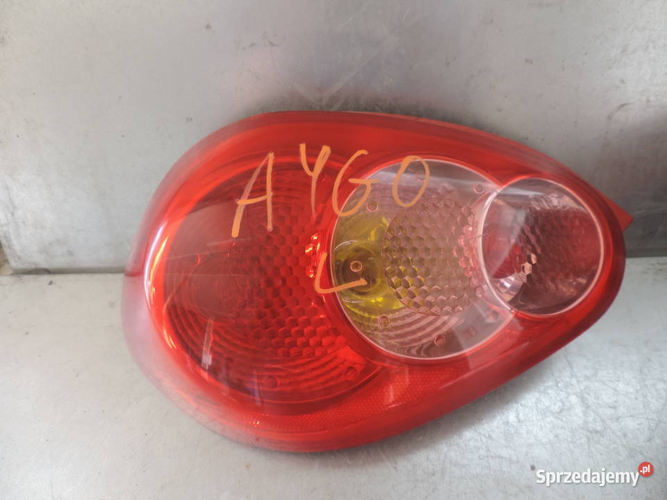 LAMPA LEWA TYLNA TOYOTA AYGO 1 Lewe Nowy Sącz