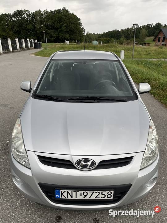 Hyundai i20 I 12 benzyna 2011 r i20 Siepraw sprzedam