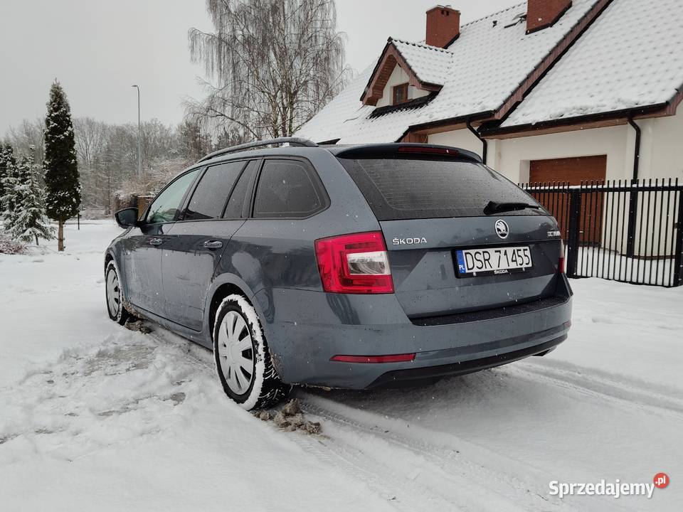 Skoda Octavia 20 Tdi 150 DSG super stan dużym