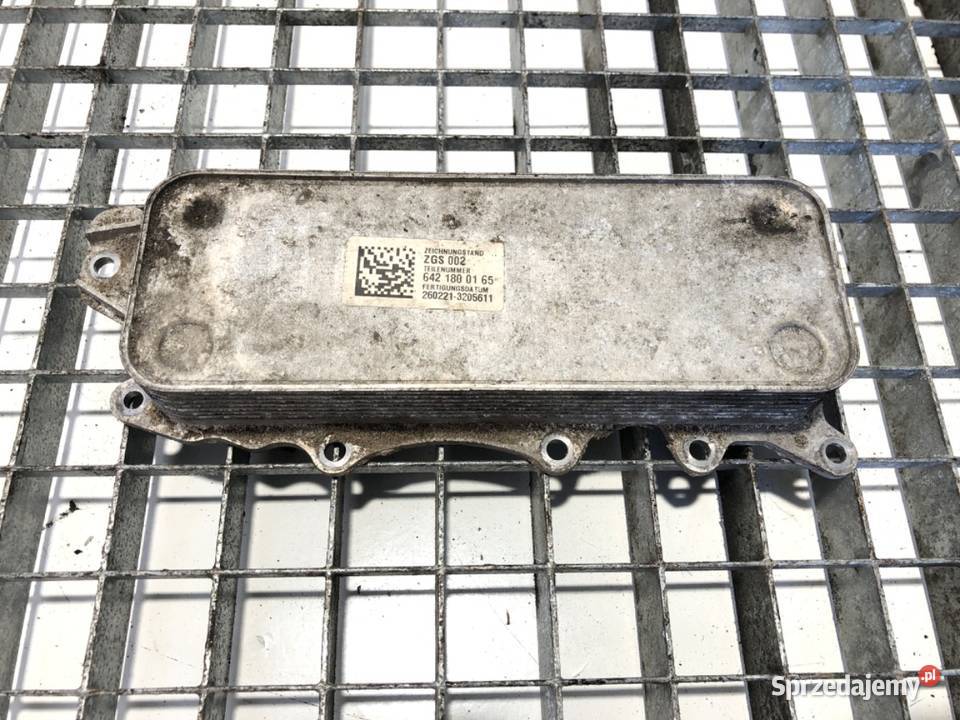 CHŁODNICA OLEJU MERCEDES W906 6421800165 30 190 osobowe Układ chłodzenia