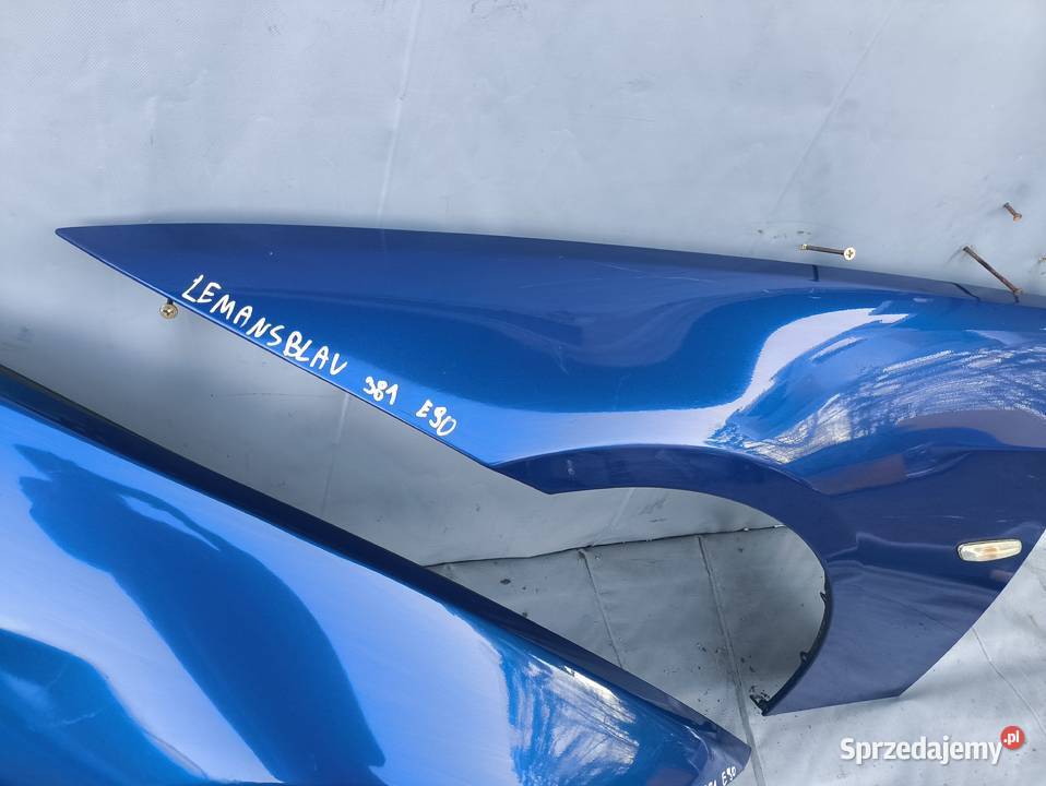 BMW E90 E91 BŁOTNIK LEWY PRAWY PRZEDNI 381 Błotniki Radom