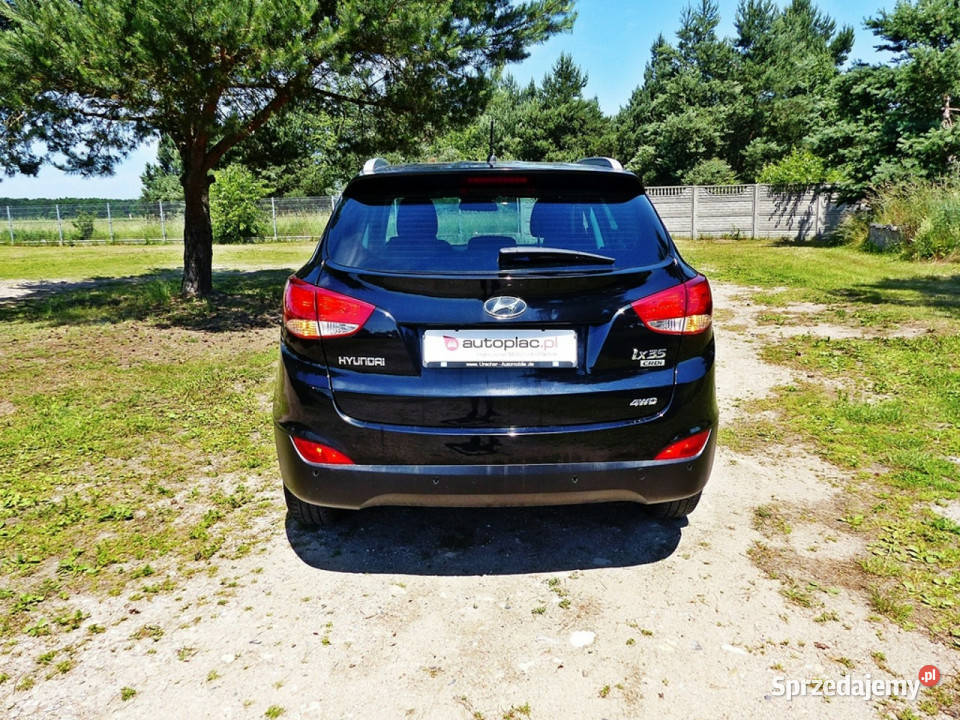 Hyundai ix35 20 CRDI 4x4ClimatronicPółSkóraPełna wielofunkcyjna kierownica Piła