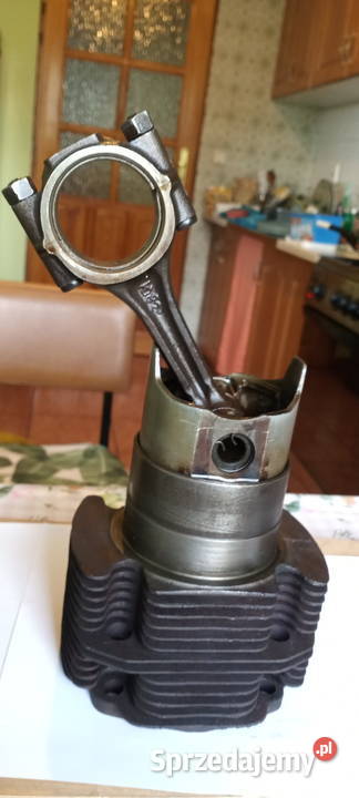 Fiat 126p cylinder tłok kompletny Białe Błota