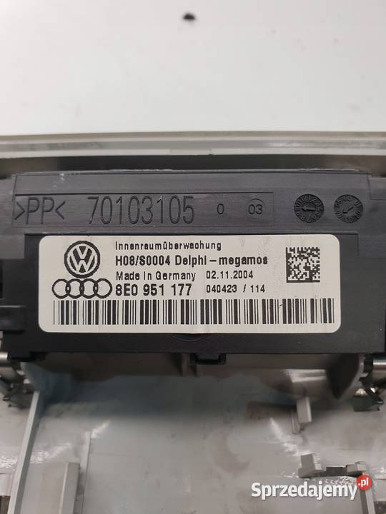 LAMPKA OŚWIETLENIE KABINY AUDI A4 B6 B7 Wyposażenie wnętrza Przystajń sprzedam