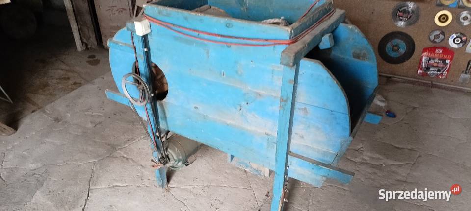 Młynek do zboża wialnia z silnikiem elektrycznym Majdan Sobieszczański sprzedam