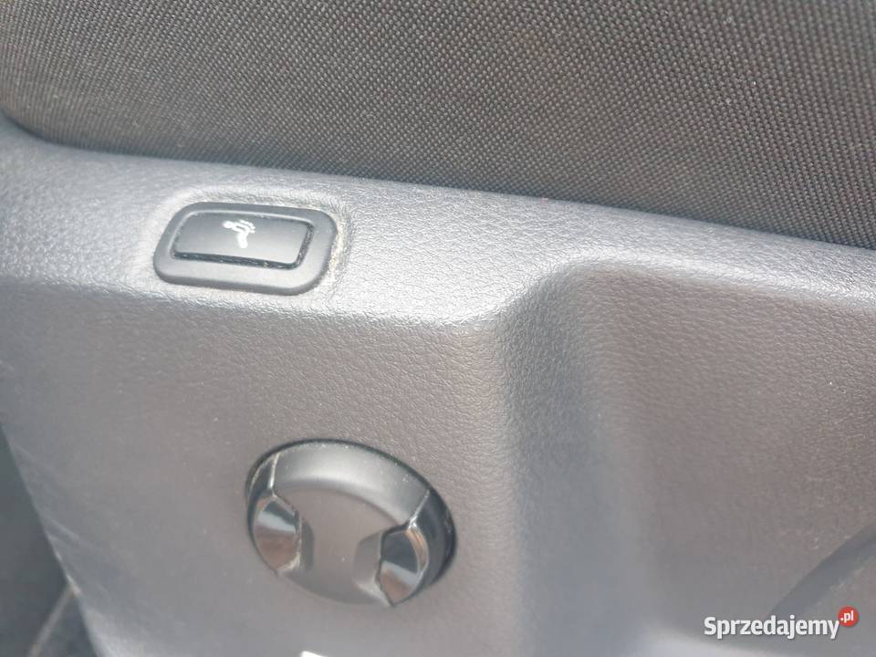 Golf Sportsvan 2016r diesel MP3 Motoryzacja sprzedam