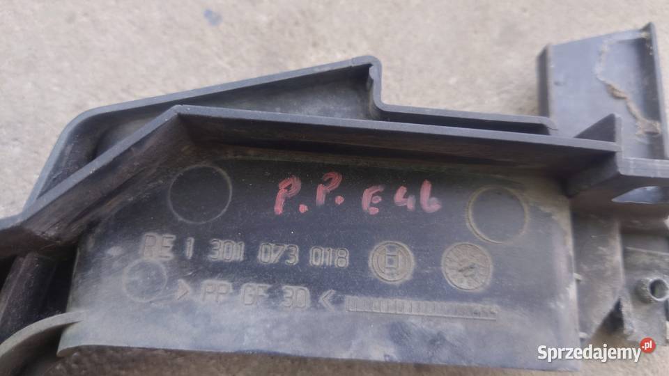 bmw e46 slizg lampy prawy przód Części samochodowe Konin