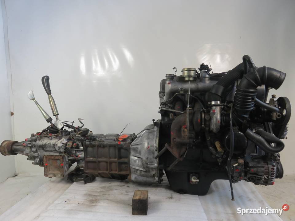 SILNIK SKRZYNIA MITSUBISHI PAJERO II 25 TD 4D56