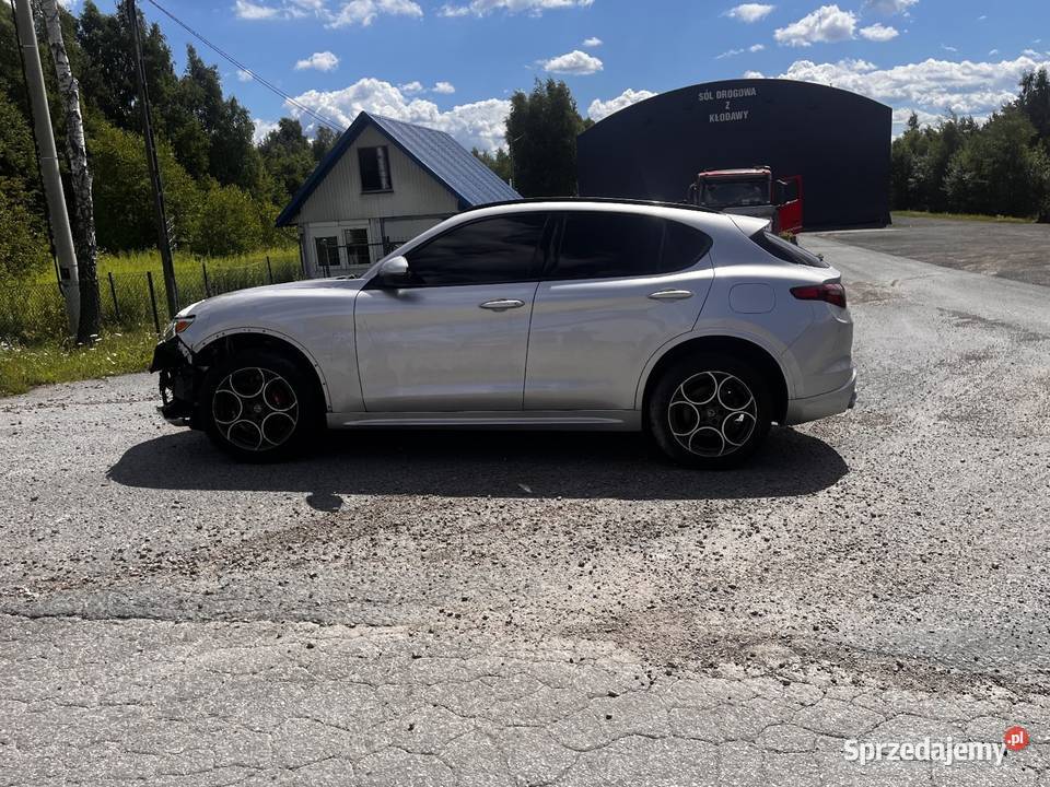 2020 Alfa Romeo Stelvio 280 HP 1995cm3 Alwernia