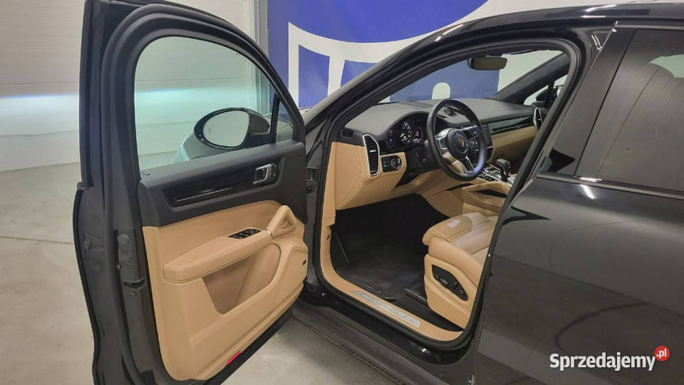 Porsche Cayenne III2017 czarny Motoryzacja sprzedam