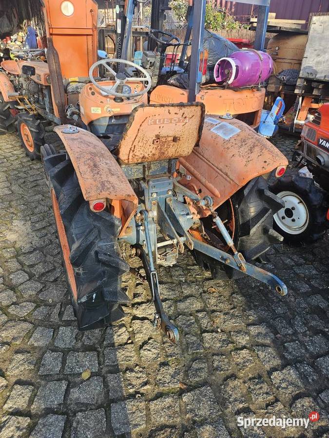 Kubota L2000 20 traktor ogrodniczy japoński kujawsko-pomorskie Rożno-Parcele