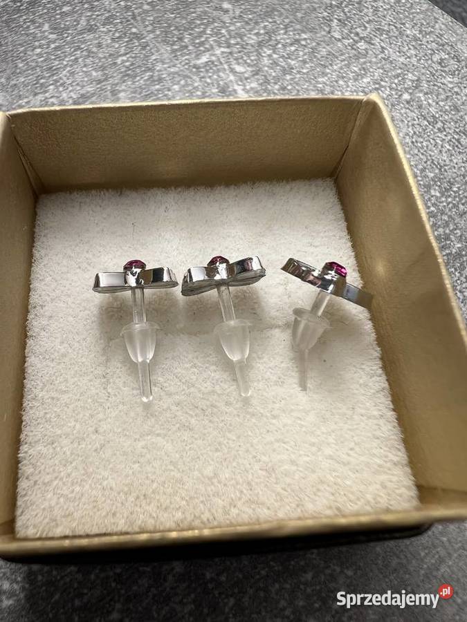 Kolczyki srebrne z różowym diamentem kokardy sprzedam